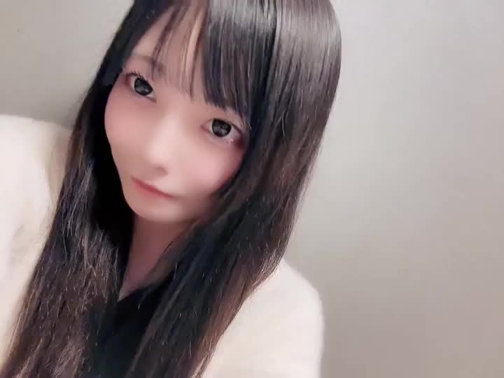 せめて、せめられたいお兄さん
あやねと最っ高に気持ちいいえっちしよ💕💕

濃厚な♡♡♡したあとは
あやねのことびしょびしょにしてね🐳💧‬♡