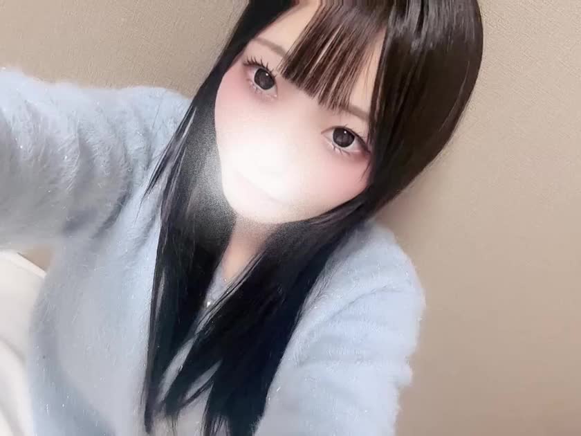 ひさしぶりのいわきで
また優しくて素敵なおにいさんと
出会えてうれしい1日でした🧸🍫
 
初日あやねと遊んでくれたおにいさん、
ありがとうございました💗
 
「2月にまた来るね🥰」って
前回したお話を覚えていてくれたおにいさんからもお誘いがあって、
また会うことができて
ほんとーーに嬉しかった꒰՞⸝⸝ʚ̴̶̷̷ · ʚ̴̶̷̷⸝⸝՞꒱💖
 
会えるだけでも充分幸せなのに、
差し入れもみなさんたくさん
ありがとうございます😭😭❕
 
日付け変わって
本日も12:00~24:00で出勤しますჱ̒՞ ̳ᴗ ̫ ᴗ ̳՞꒱
 
おうちでぬくぬくもいいけど、
あやねとふたりきりの時間で
甘くえっちに過ごすのが1番だよね…？
 
お気軽にお誘いお待ちしてます🏩📞
