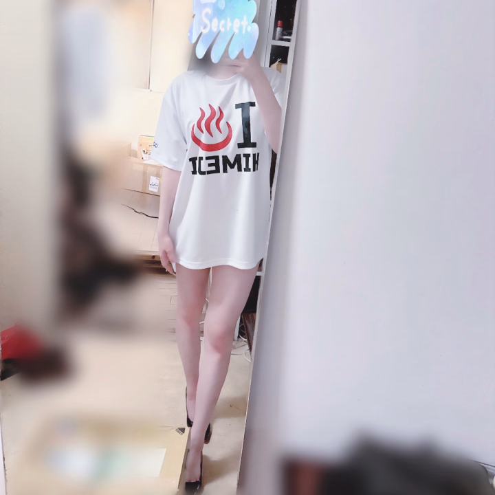 パネル､新しく撮って頂きました！🫧

カメラマンさん､ありがとうございました🤍🤍


姫路のTシャツ！笑