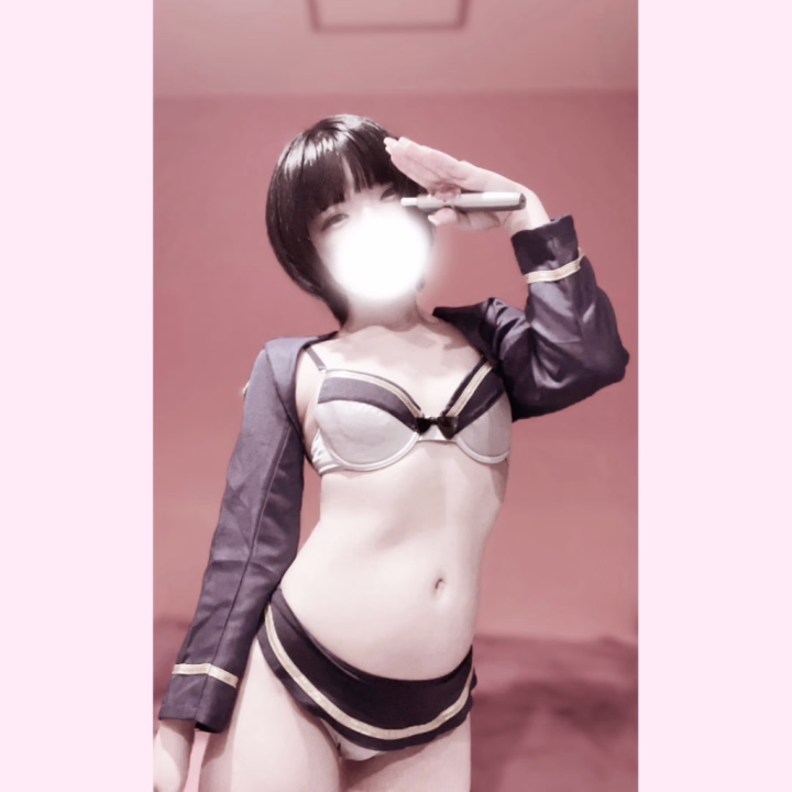 こんばんは🌙

おるに会いたいって思って
それを行動に移してくれる人がいることの幸せさを実感しまくってる1日です…❤︎

ちなみにこの水着コス初めて着たけどデザインが好きすぎてお気に入りになりそうですっ🍓