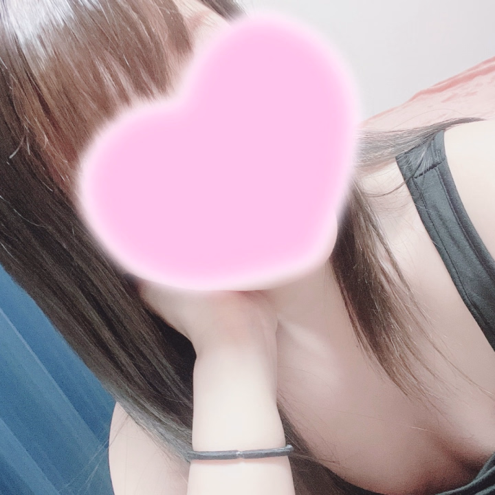 おはようございます(*^^*)

今日はめちゃくちゃ良い天気😌💕
こんな日は公園行ってゴロゴロ
のんびりしたいですね🥹🫶

本日も12時からラストまで
居てます🍀*゜
遊びに来てね💕︎

y.