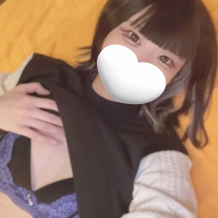 こんばんは〜🌙

気がついたらもうこんな時間❣️😲
忙しくさせて貰えて
感謝です😊🙌🏻‪💕︎︎



そろそろお腹がすく時間💭
夜ご飯は何食べるんですか？|*･ω･)ﾁﾗｯ

ぺるはラーメンサラダ🥗食べます😋