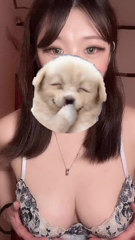 柔らか天然おっぱい




お兄様方の好きにしてくれーい😘