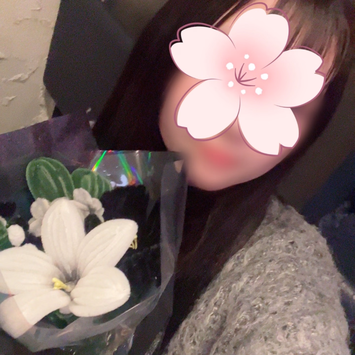 おはようございます☀️
こはくです🤍

しばらくお休みをいただいて、本日から出勤です！

ゴールデンウィークいつでもお会いできるので、会いに来てくれたら嬉しいな🍀

本日21時までお待ちしております🕊

5月も楽しんでいこ🫶🏻