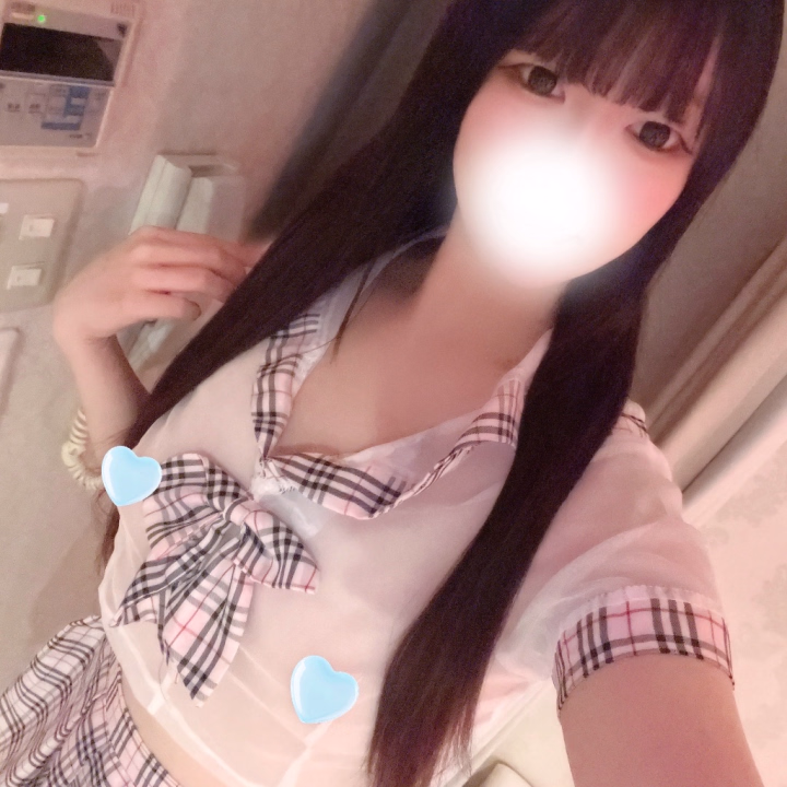 今日は透け透けセーラー服🏫
あったかいお風呂の中で
りことどんな授業する？🫣‪🔞💘
濡れるともっと透け透けなるんだぁ🫶🏻

りこ🩵