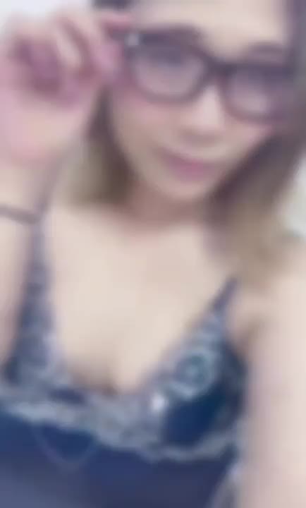 メガネ女子は好き🥹？？

ちなみにこれ伊達メガネ🤣💕