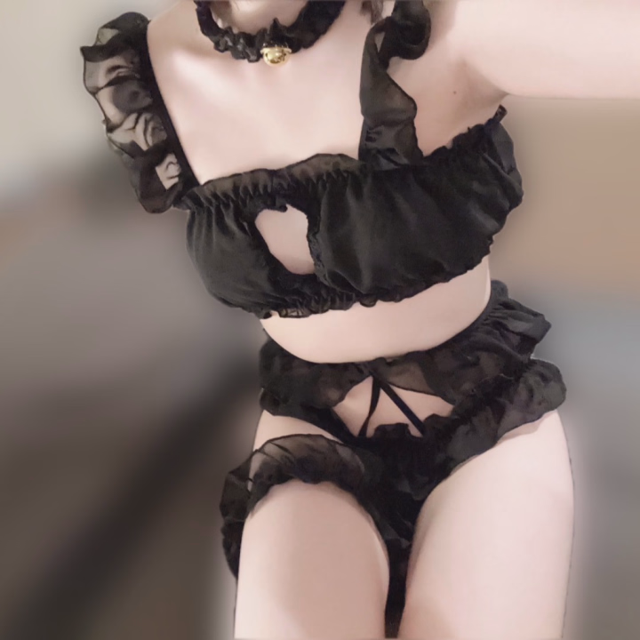 ちょっとずつですがすぴかはこんな子だよ〜って紹介していきます🙋‍♀️


よくお兄様から言っていたただけるのは 「ずっと笑顔で元気な女の子」です！  天真爛漫な感じで 色々興味津々なんです😳  時々おっちょこちょいだったりします🫢  もしハプニングが起きても優しくしてね♡  よく元気貰えるとか、癒される、 楽しくて時間あっという間って 有難いことに言ってくださる方多いです🥺💕

とっても無邪気なすぴかを気になってくれたら嬉しいです🎶

お誘いまってます💜

すぴか💫