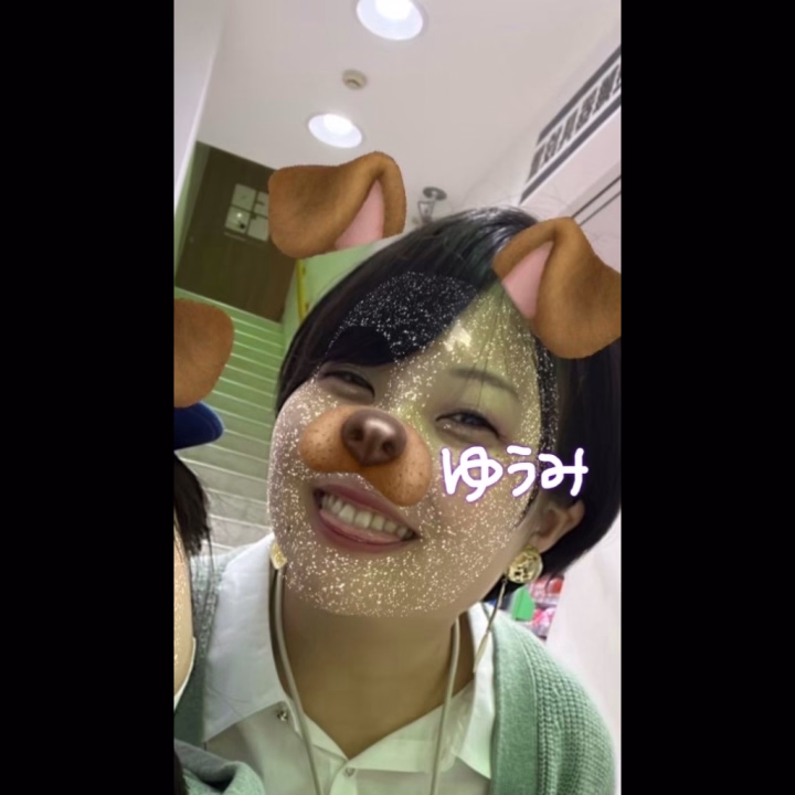 こんにちは、ゆうみです🐣

既にご予約してくれてる
仲良しのお兄様、
ありがとうございます🥰♡

本日も
21:30 - 24時ラスト
で出勤します🩵

今日も雨〜☔️
さすが梅雨〜☔️

濡れるのは嫌だけど、
横殴りじゃないし
晴雨兼用の折り畳み傘で
どうにかできるから
まだよしとします🥹💦笑

🐣 ゆうみ 🐣