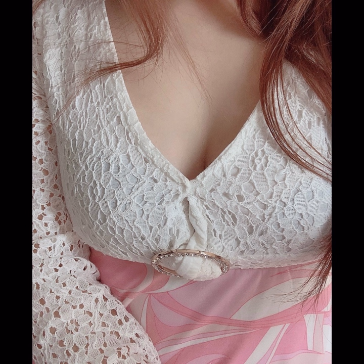 今日最終日です！

16時からご本指さんご予約ありがとうございます♡♡

またすぐ会いに来てくれて嬉しい✨️

会えるのを楽しみにしてますね🫶