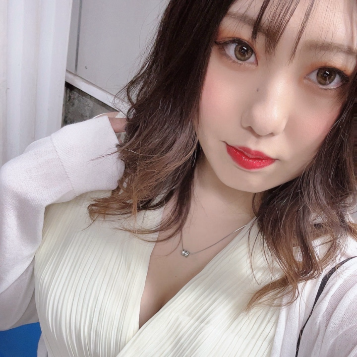 もう三月半ばなのにまだまだ寒い🥲

私は寒いの苦手です・・・❄️🥶
れおなといちゃらぶして温め合って
くれるお兄さん募集中🫣💓💓💓

お誘い待ってます❣️