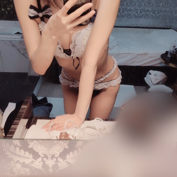昨日もたくさんのお兄様方ありがとうございました😘💕


ご予約とても嬉しかったです🩷初めまして様方も優しい方ばかりで楽しかったです♪
本指名様もいつもありがとうございます😊💕


今日もすごく暑いですが水分補給しっかりしてお出掛けしてくださいね！


16時から出勤します！ご予約お待ちしてます😊
