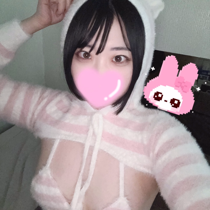 お久しぶりです🩵

前回は５日間だけでしたが
会いにきてくれたお兄さんたち本当にありがとうございました😭🩵

明日からまた少し長めに折り紙さんに
いるので、たくさん忙しくしてもらえると嬉しいよ~🥺🥺
また髪の毛切ったるなさんなので
事前予約お待ちしてますჱ̒⸝⸝•̀֊•́⸝⸝)‪ ̖́–

明日からまたよろしくね🫶🏻