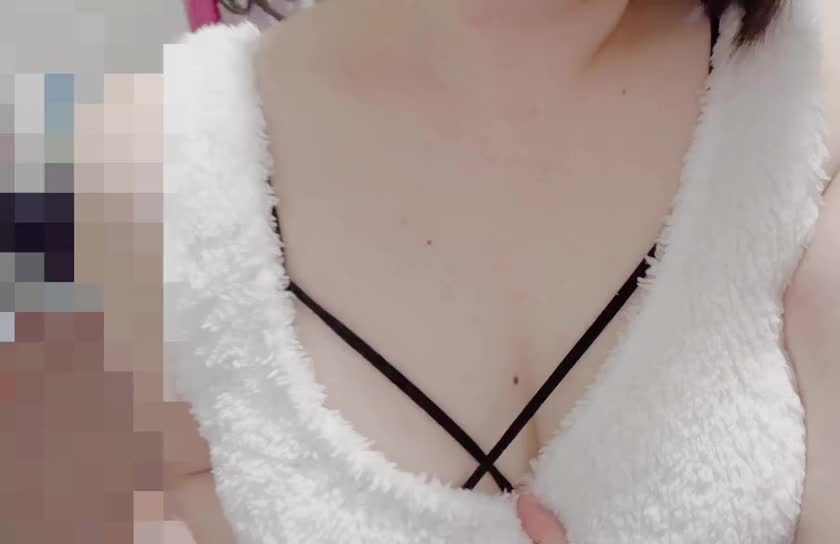 もこもこるなぴだよ🌙
お会いするお兄さんみんなこのコス
気に入ってくれて可愛いって褒めてくれて嬉しいです🥹

上のお洋服下着つけるかつけないかで悩んでたけどどっちがいいのかな...ˣ˷ˣ
どっちでもありとお会いした方には言われたけどみなさんはどーですか！笑

この後後少しまだ時間あるので
お誘い待ってるね🩷