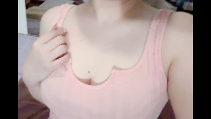 こんばんは🥺💓

昨日撮った動画お忙しくしてもらってたから載せれなかったので
今載せちゃうね🫶🏻

このお洋服ほんと気に入ってるから
また着たいなぁ😣💭

夜も土日もたーーくさんのお誘い待ってるね🤍