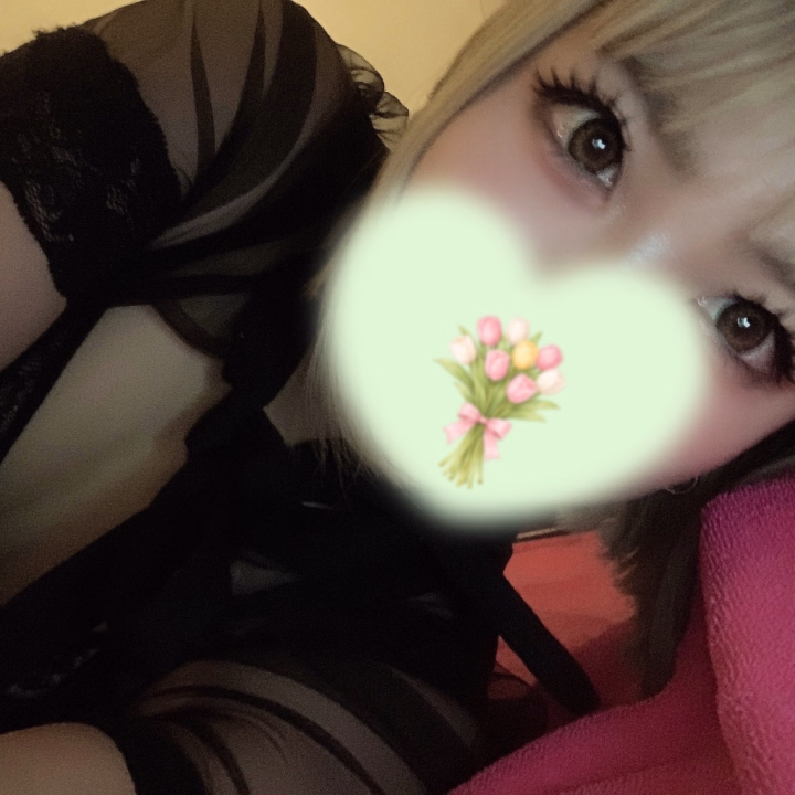 10年ぶりにお風呂屋さん来てくれたお兄さん☘️

久しぶりだからお互い緊張しちゃってたね🥲
息子さんのデビュー早い！笑
今日のこと話してみてよー😂
次はお酒飲まないで来てね！笑


出張で来てたお兄さん☘️

お兄さんの過去の話面白すぎ😂笑
みーんなセフレでええやん…🙂
今は遊んでないんだもんね！こういうとこだけだもんね！
また出張で来た時に私がいたら待ってるね🥰