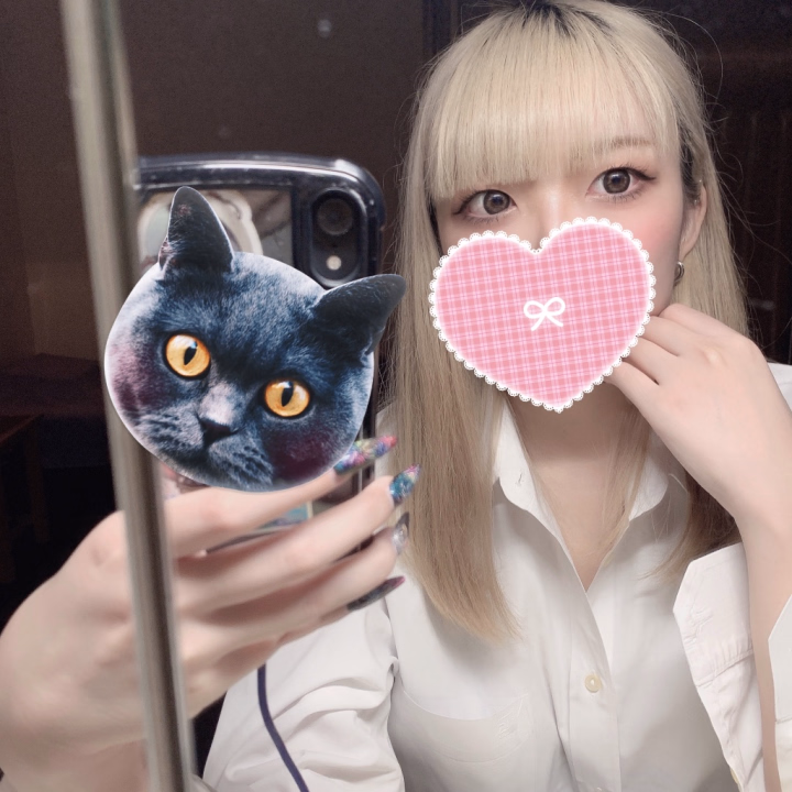 先程福島着きましたー！

明日から出勤します🥰

沢山のお兄さん方と会えますように♡