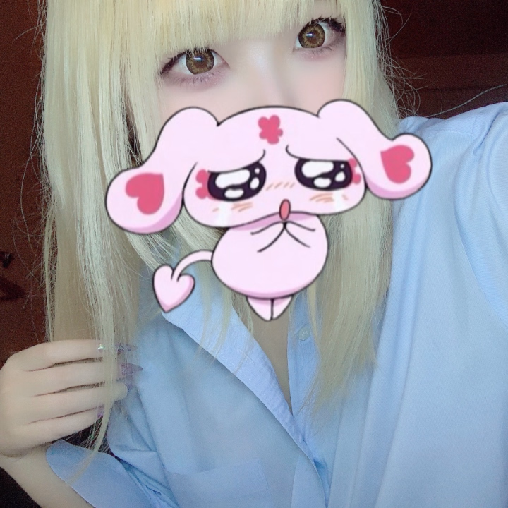 今日は沢山のお兄さんと会えてとっても嬉しかったです♡

皆優しい方ばっかりだし、終わった後でスタッフさんに聞いたんですけど皆凄く満足してくれたって言ってくれたんだね😭

すごい嬉しいです！

明日も頑張るのでぜひ逢いに来てください！🫶