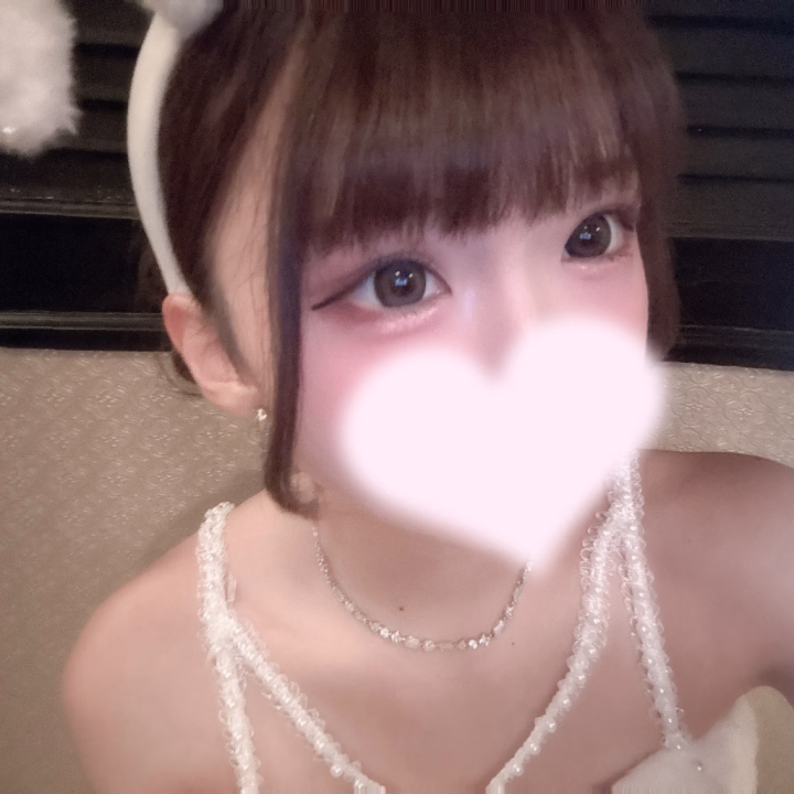 初出勤❕⭐️

うさちゃんでとってもかわいいのぉ🐰

24時までいます👼🏻‎🪄➰⭐️