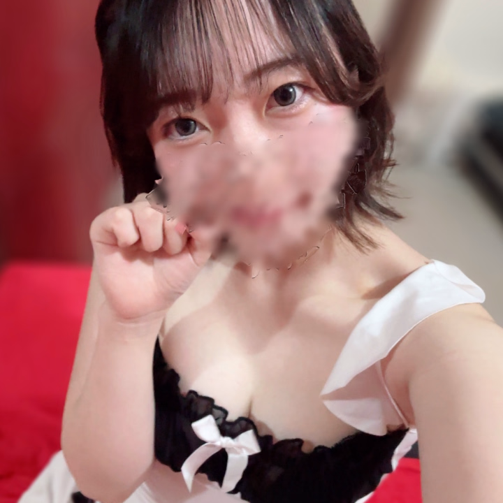 今日はなんだか甘えんぼモードです🥺🤍

優しくされるとすぐ懐いちゃうし、いっぱい構ってもらえると嬉しくなっちゃいます🫧

ぎゅーってされたり、よしよしされたりするの大好き💕

のんびりイチャイチャしながら、二人だけの時間を過ごせたらいいな✨

たくさん可愛がってくれるお兄さん、お誘い待ってます🩷