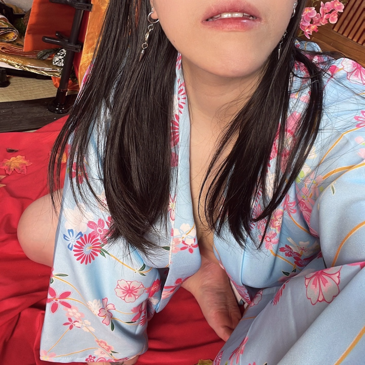 本日から出勤❣️攻めるの大好きあおばです♡
好きな人は喘ぎ声のでかい人❣️
好きな物はアールワンとチョコ🍫
あとゲームがめちゃくちゃ好きなオタクです- ̗̀ 🎮𓈒⋆͛

今日から沢山搾り取っちゃうよ〜‼️