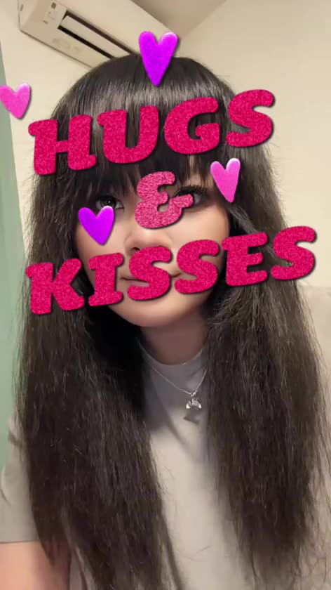 髪色暗くしたー🥰
どぉ？似合ってるかな❤️
まりのにもう少ししたら会えるよ？
ご予約はお早めにね♪

6/28〜6/30の3日間限定❤️