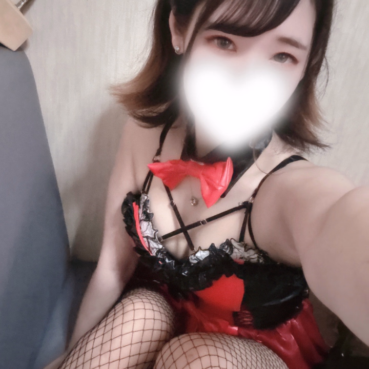 台風過ぎ去って晴天だ！

えちえち日和だね(*´艸`)

一緒に楽しいことしようね♡