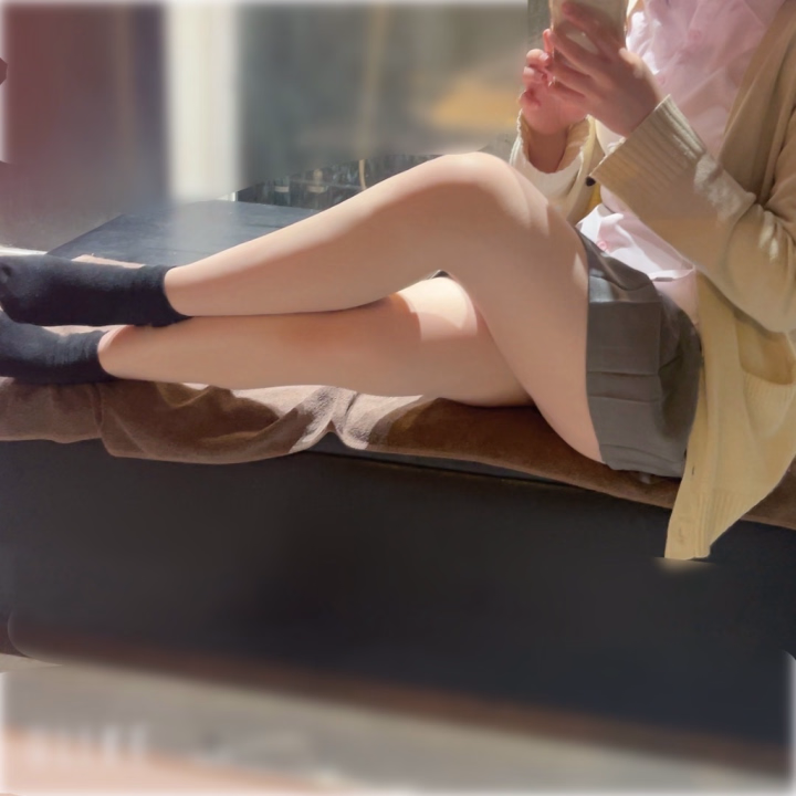 こんにちは！はるかです🌸

今日は、初めて熊本店に来ました🧸
どんなお兄さん達が来るかなぁとワクワクしています🍓

熊本にいるお兄さん達は、2980に来たことが無い方がほとんどだと思うので、素敵な時間を沢山過ごせたらなと思います💞

はるかとたくさんいちゃいちゃしようね💕︎待ってるよー🍒