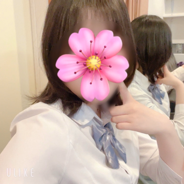 出勤中のはるかです🌸

最近、炭酸水を飲むのにハマってます🚰🧊お風呂上がりに、つめた〜い炭酸水を一気に飲むと、スッキリするの✨お兄さん達もぜひ試してみてね💕︎

今日は雨も降ってて、少し寒い日だね。はるかとたくさん暖かくなることしようね💭

4号館で待ってるよ🧸
