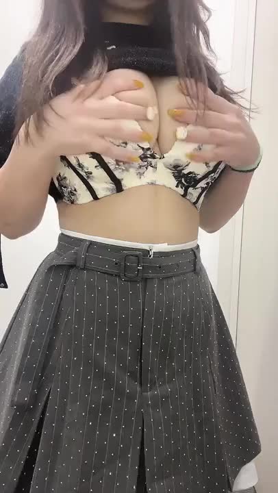 今日は出勤時間長めだよ🐰🩷

13時から120分ご予約ありがとう🙇🏼🎀

その後のお誘いも待ってます💖

フォローしてね💕︎