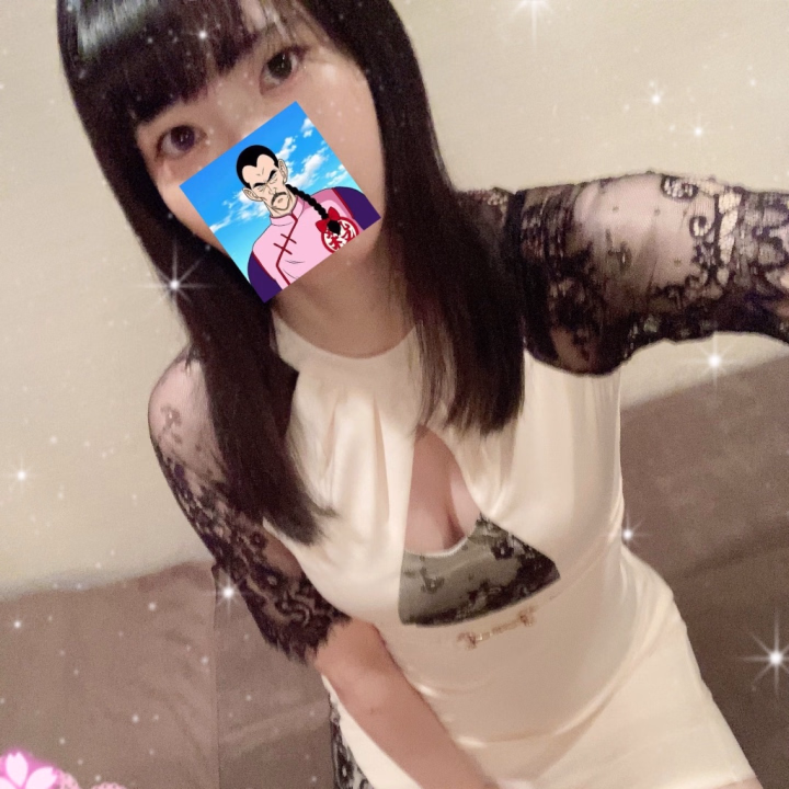 バタバタでした〜。
お待たせしてしまったお兄さんもいたのにちゃんと会えたから気にしないでねって優しくしてもらって本当に感謝🥲🙏



夜はまだ余裕あるぽいので、お誘いお待ちしてます！
ぬるぬる密着MTは60分から、責め好きなお兄さんは電●がおすすめ💡


たお🍑