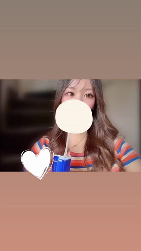 天気はどんより気味だけど…☁️💭

今日のぐみは
ビタミンカラー！🍊❤️💙

エナジー注入して
今日もげんき🤭