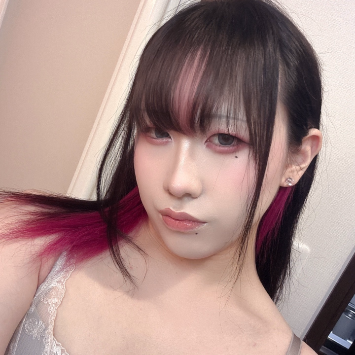 出勤してますので
お時間合えばお待ちしてますね💕︎

お日にちの都合などあれば都度Xにご相談ください😊




画像の下はノーパンです