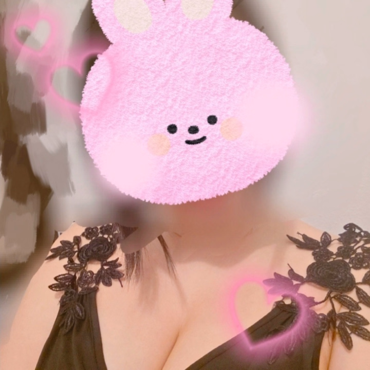 おはようございます🍀

ちょこんとだけ出勤です(*'▽'*)

タイミングが合うと良いなぁ(uωu*)