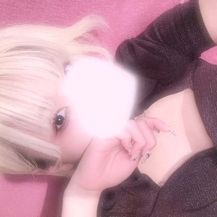 また暑い日が戻ってきたねー😖

一緒に汗流そー！！
本日もよろしくお願いします🫡♡

待ってるよーっっ
気をつけてきてね！