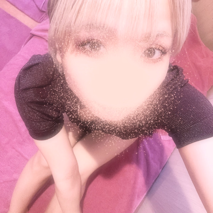 今日います😊

少し久しぶりの出勤！
会える？♡

あっついねー！水分とって気をつけよう🫡！

会えるの楽しみにしてますっっ
気をつけてきてね！