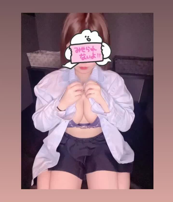 脱いだり着たり👔
彼シャツえっちだね👧🏻