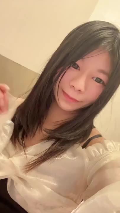 お久しぶりです！
みあです💕🐱

今日からまた出勤しますよん♡