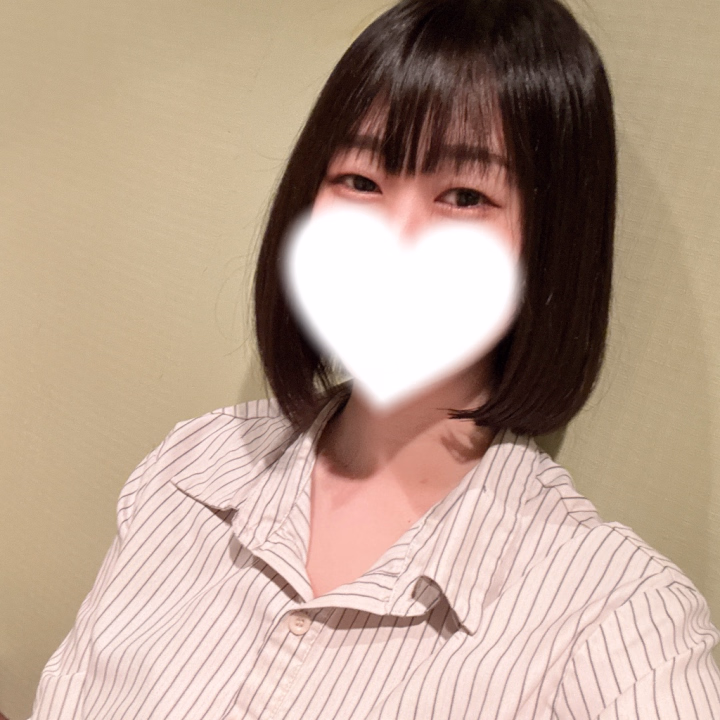 おはようございます、かぐらです🌸
本日は9:00から出勤しております💗

本日は夕方から雨の予報ですね☔️そろそろ梅雨入りなのかな？
お店にお越しの際は足元お気をつけくださいね😉
たくさんのお誘いお待ちしております💕