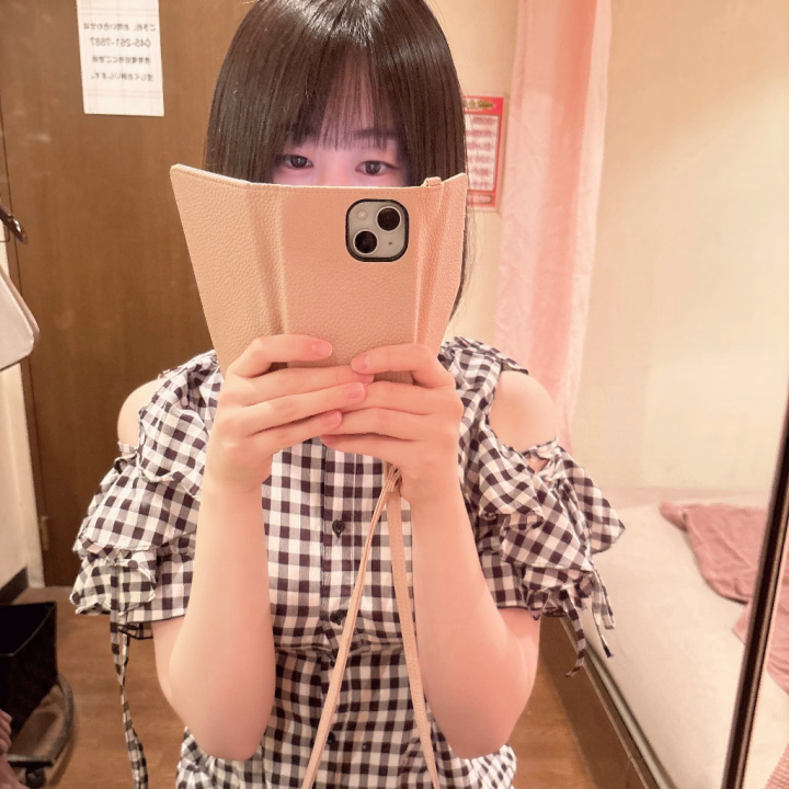 こんにちは、かぐらです🌸
本日は14:00から出勤しております🧡

来月は学校の試験がありたくさんお休みをいただく予定なのでもしよければ今月中にいっぱい遊びに来てくださると嬉しいです💕
お誘いお待ちしております📞