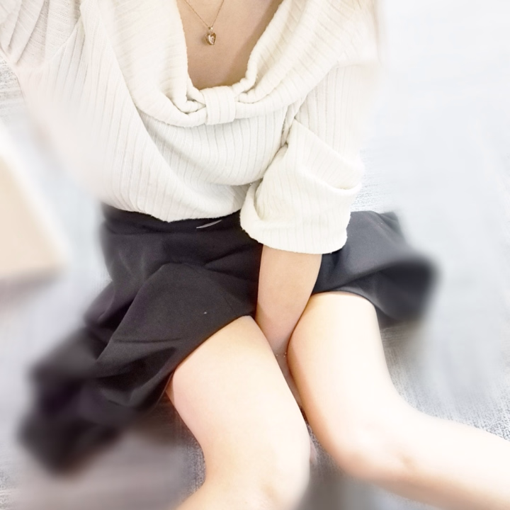 ひなたです！

女の子休暇終わりまして本日から出勤しています♥️

遅くなる分には全然大丈夫ですのでお気軽にお問い合わせ下さいね😘➰💋

本日から、また宜しくお願い致します！
(^.^)(-.-)(__)