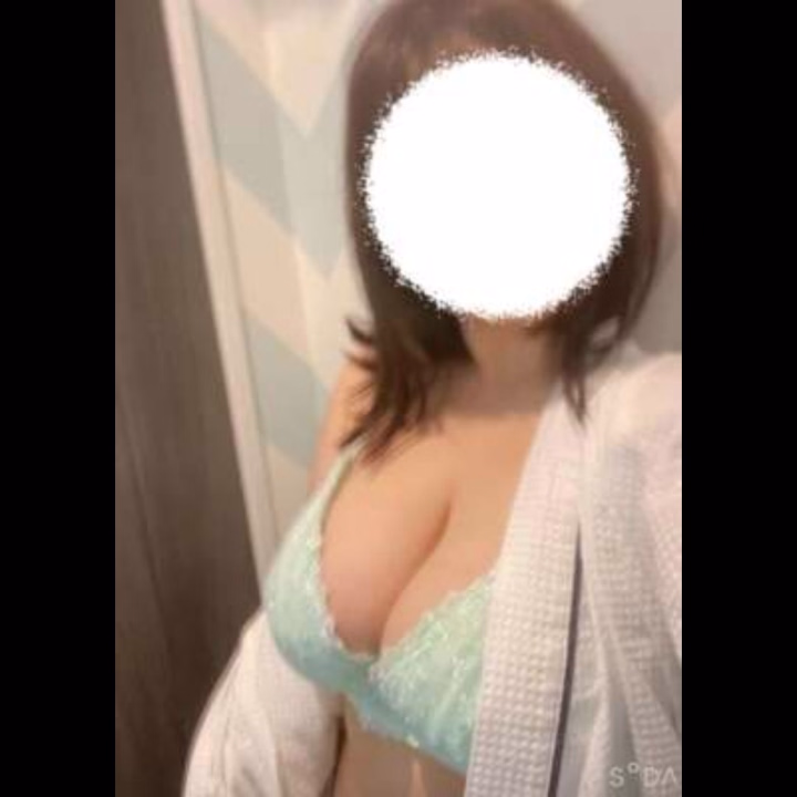 こんにちは
みゆです








このあと

18:00〜23:00
います

ご予約で🈵了となっております。。！！

お会いしてくださるお兄さん
ありがとうございます
今向かっているところですっ

急いでいたら

階段踏み外してしまい

転ばずにはすんだのですが

（セーーーーーフ！）
とっても恥ずかしかったーーーー
楽しい時間を過ごしましょうっっ






そしてたくさんのお兄さん

みたよやマイガール登録してくださり
ありがとうございます







みゆ