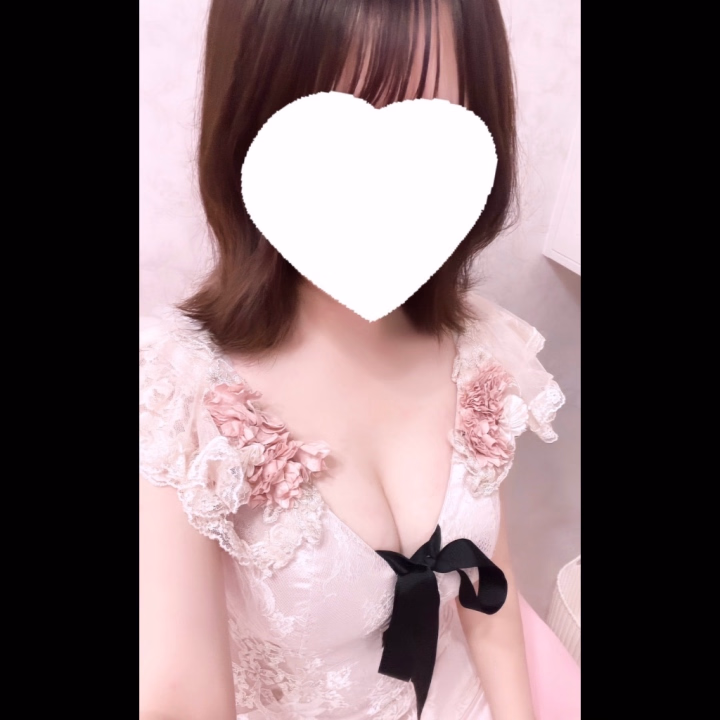 初めまして〜！
つきみですっ


今日は初講習だったんですけど、
先生からセンスあるね〜！って言われたのー！嬉しいよーっ ̫ •̥˘♡



形綺麗なGカップ堪能しに来てねっ


今日はラストまでいます〜♥
お誘い待ってるねん

つきみでしたぁ〜♡
