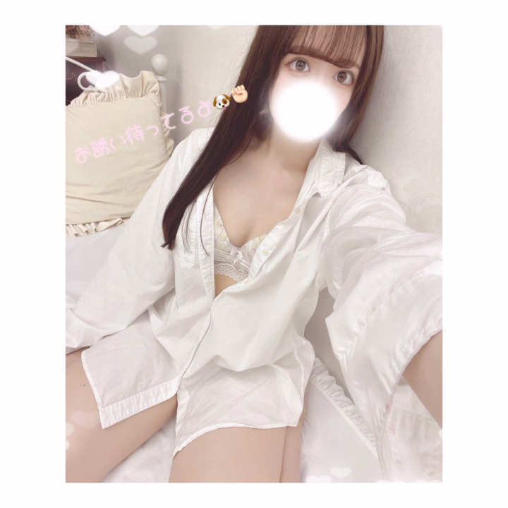 おはよー！！！
昨日もたくさんありがとう🥺✊🏻💖

今日は最短で🈳20時10分〜可です！
本指名さんたちがどんどん増えてきて、嬉しいがすぎます🥺✊🏻


お兄さんにとって“また会いたい”って
思われる女の子でいられるように
これからも自分磨き頑張るね🥺💖


今日もよろしくね！