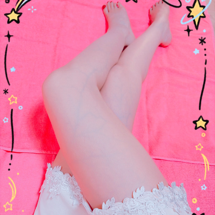 最終日

今月の出勤はラストです☆
たくさん遊んでくれて
ありがとう♡♡
今日も夜まで
お待ちしております🙇‍♀️
ご予約様
気を付けてお越しください❤️