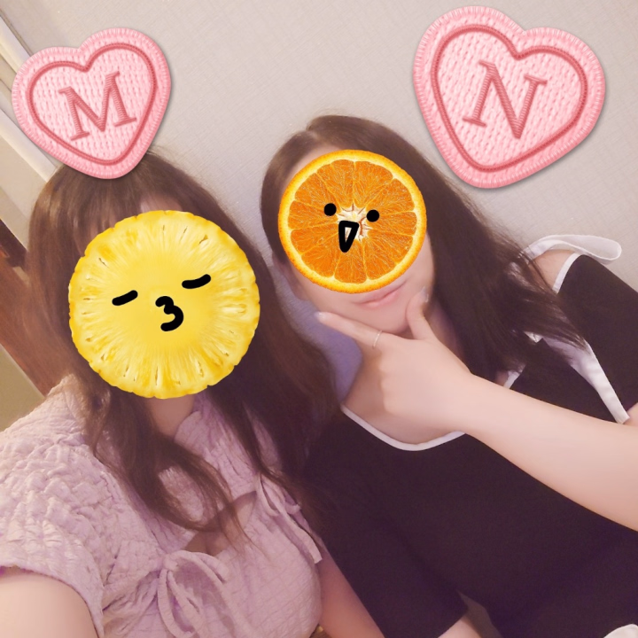 なるちゃんのルームで配信してるよ🩷