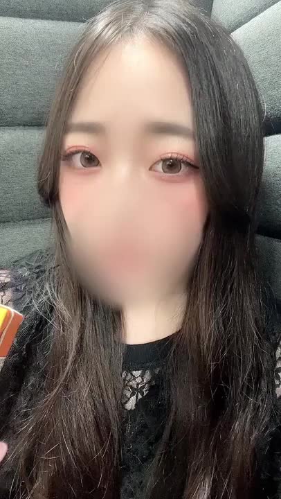 お客様にいただいた差し入れ飲んで
パワーチャージしました🍊

果汁100%のジュースって
美味しくて大好き。。🧃


週末楽しく過ごしましょうね🏋️‍♂️❤️‍🔥


五反田で待ってます🫠🔥