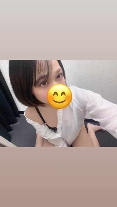 とあです
きょうはあついね(*^^*)
そんな時にはみんなとイチャイチャしたくなるなぁ(*'▽'*)
おひる久々なので会いに来て欲しいです♡
13:00〜19:00までです！
