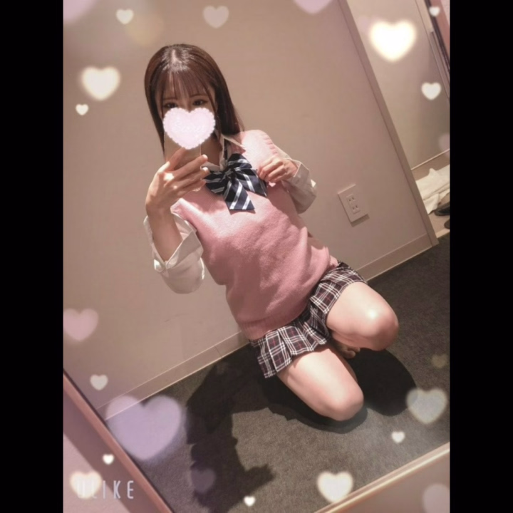 おはようございます☀️

出勤しました(^-^)

ご予約くださった仲良しさん3名ありがとうございます😉
後でお会いできるの楽しみにしてます♡♡

今日はまだ空き枠あるのでご予約お待ちしてます♪♪