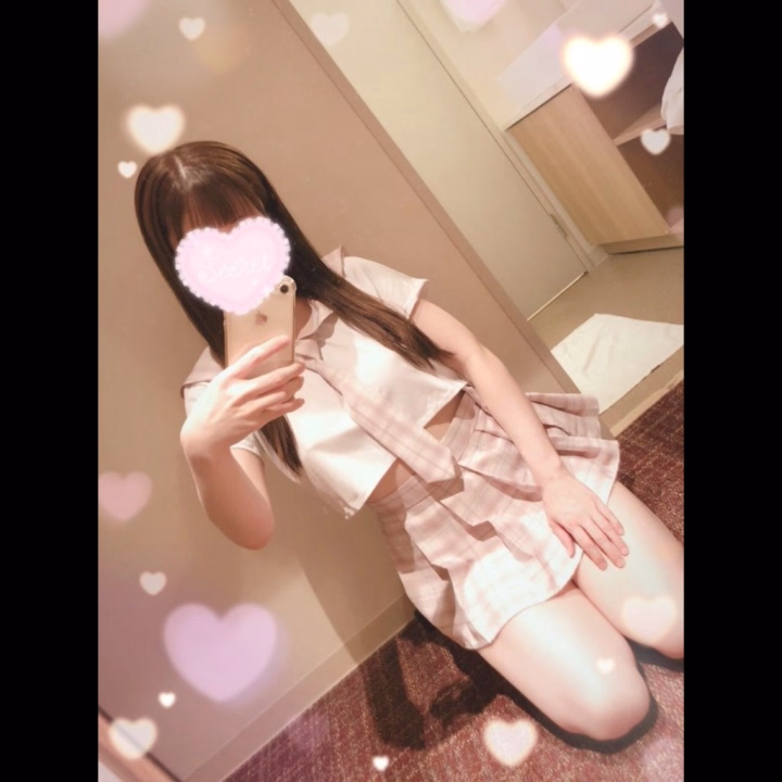 おはようございます☀

出勤しました(^-^)

本日ご予約くださった仲良しさん2名ありがとうございます✨
あとでお会いできるの楽しみにしてます😉

今のところ11:30〜15:30まで空いてます◎
お誘いお待ちしてます😆👍

明日から休暇に入るので、次回は
5月21日（木）10:00-16:00です♡
ご予約お待ちしてます♪♪