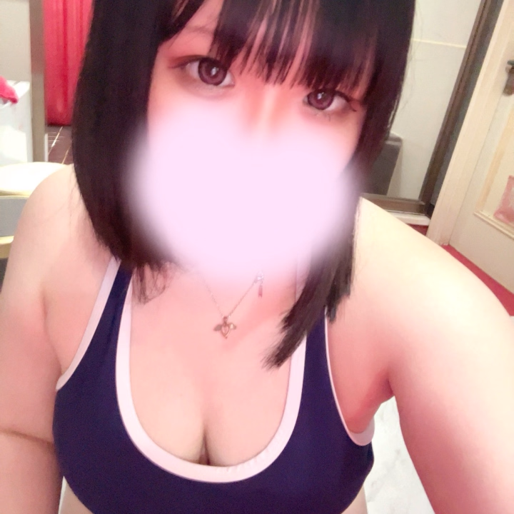 おはようございます☀️
なのはです❣️



今日13時30分~0時です💗



ムラムラしちゃってアソコ大きくしちゃってるお兄様
なのはがたーくさん気持ちよくしてあげるよ👅💗💗




一緒に気持ちよくなろ❓




お誘いお待ちしてます🫶🏻💗